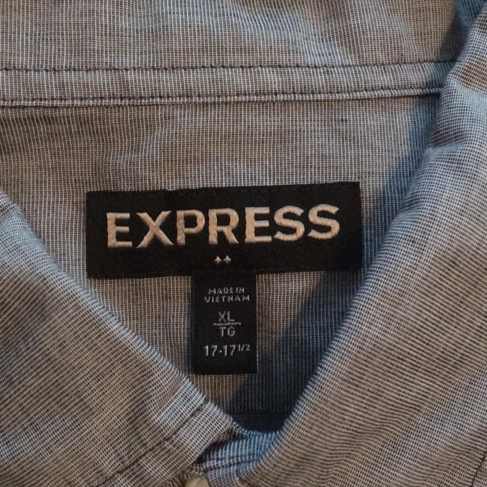 Men’s Express button down - Picture 2 of 3